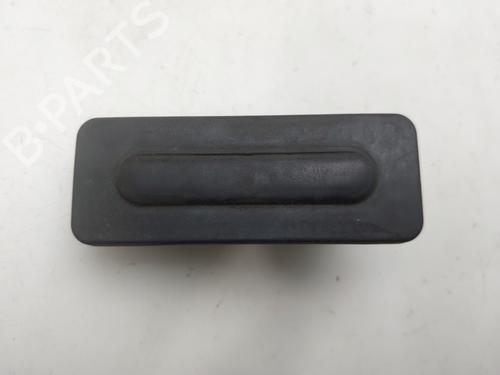 Used Tailgate handle Tailgate handle PEUGEOT 308 SW II (LC_, LJ_, LR_, LX_, L4_) [2014-2021] 36677530 36677530