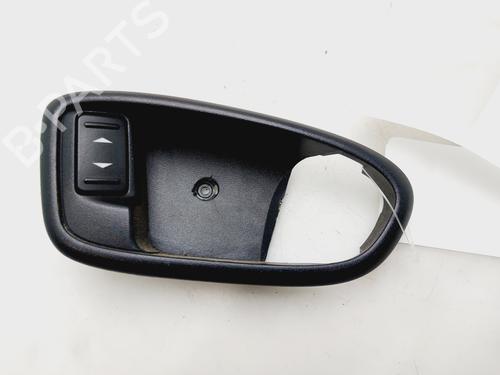 Used Right front window switch FORD MONDEO IV (BA7) 2.0 TDCi (140 hp) 28487889