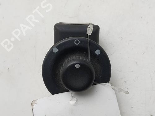 mirror-switch-renault-megane-ii-saloon-lm01_-2003-40069078 main image