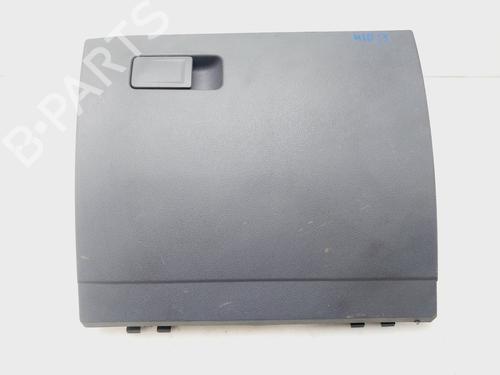 Handskerum Handskerum VW T-CROSS (C11, D31) [2018-2026] 33652729 33652729