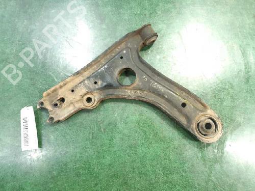 Used Right front suspension arm SEAT CORDOBA (6K1, 6K2) 1.9 SDI (68 hp) 6915738