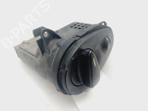 Headlight switch FORD FOCUS I (DAW, DBW) 1.6 16V | BP30168267I24