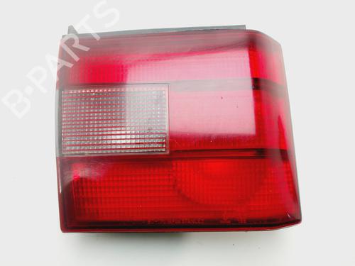 Farolim esquerdo da mala Farolim esquerdo da mala LEXUS LS (_F2_) 400 (UCF20_, UCF20R) (284 hp) 33238872 33238872