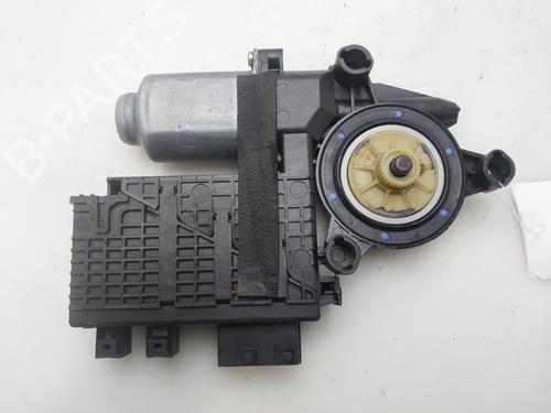 Used Right front window motor Right front window motor 37602923 37602923