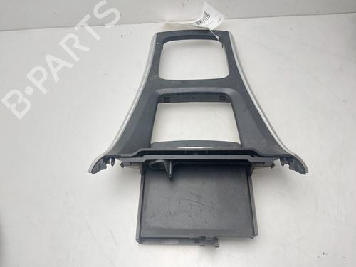Used Middle console Middle console 38324481 38324481