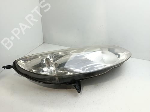 Used Right headlight PEUGEOT 407 (6D_) 2.0 (6DRFNB, 6DRFNE) (136 hp) 28191390