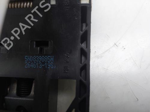 Rear left exterior door handle VW POLO V (6R1, 6C1) 1.6 | BP16006302C130 