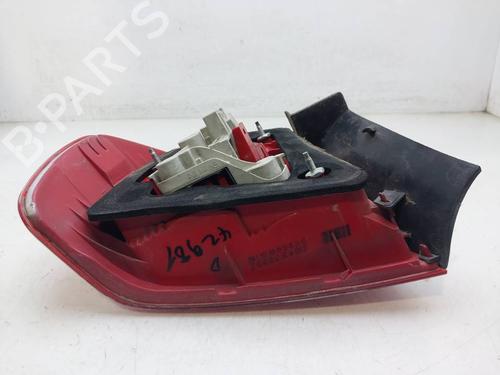 Right taillight BMW 3 (E90) 320 d | BP40294379C35 - Image 2