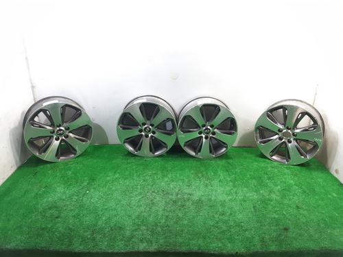 Rim HYUNDAI SANTA FÉ II (CM) 2.2 CRDi 4x4 | BP7216504C45