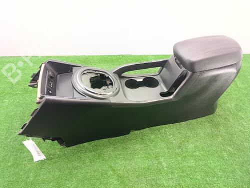 Armrest / Center console KIA SPORTAGE III (SL) 1.7 CRDi | BP28319854I20 