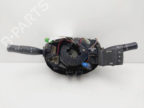 Commandes au volant RENAULT MEGANE II (BM0/1_, CM0/1_) 1.5 dCi (BM0F, BM0T, BM2B, CM0F, CM0T) (82 hp) 29875013
