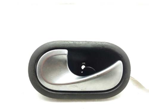 Used Front left interior door handle RENAULT SCÉNIC II (JM0/1_) 1.5 dCi (JM0F) (82 hp) 3307114