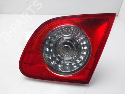 right-tailgate-light-vw-passat-b6-3c2-2005-2006-2007-2008-2009-2010-2011-32411284 main image