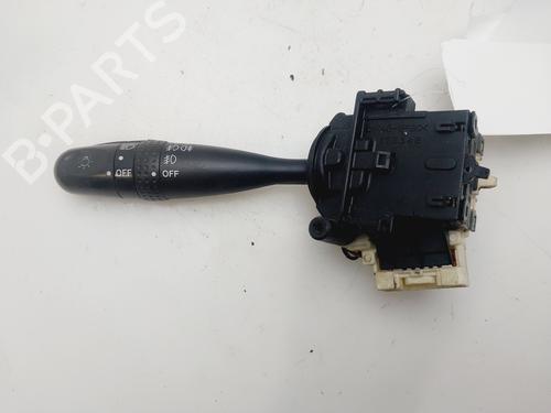 Used Headlight switch TOYOTA COROLLA (_E12_) 1.4 VVT-i (ZZE120_, ZZE120R) (97 hp) 28581098