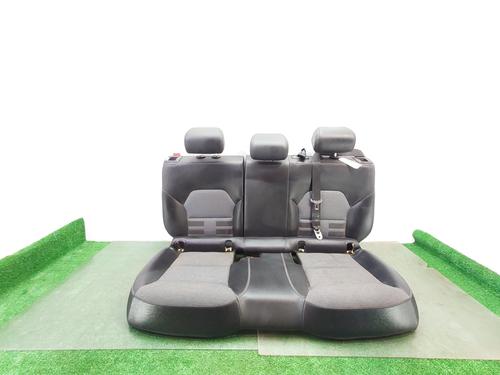 Stol bak MERCEDES-BENZ GLA-CLASS (X156) GLA 200 CDI / d (156.908) (136 hp) 32032194