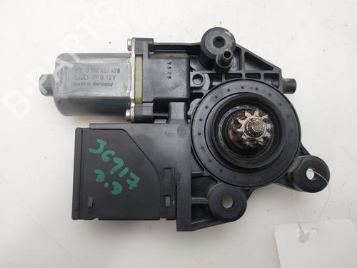 Used Right front window motor Right front window motor RENAULT MEGANE III Hatchback (BZ0/1_, B3_) 1.4 TCe (BZ0F, BZ1V) (131 hp) 36290939 36290939