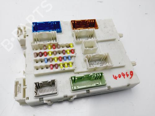 Used Fuse box Fuse box FORD FOCUS III [2010-2020] 32411130 32411130