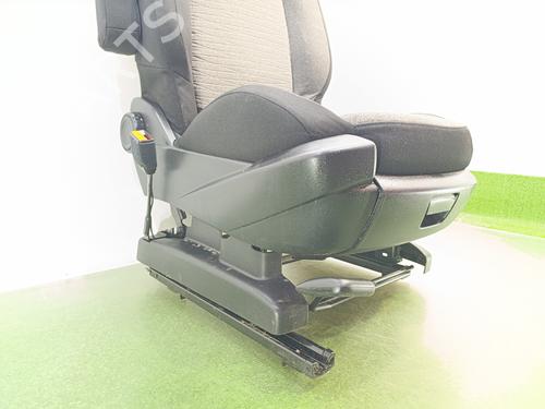 Left front seat CITROËN C4 Grand Picasso II (DA_, DE_) | BP32292852C15