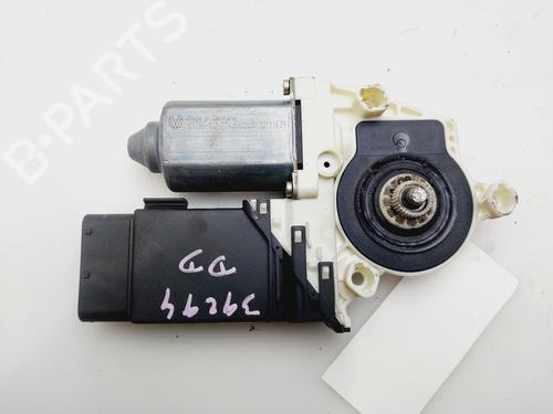 Used Right front window motor SEAT LEON (1M1) [1999-2006]  30974484