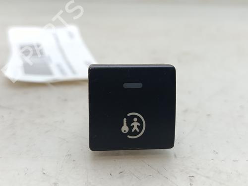 Used Switch Switch 38626465 38626465