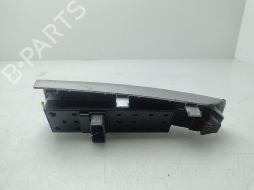 Left front window switch KIA SPORTAGE II (JE_, KM_) 2.0 i 16V | BP27222406I27 