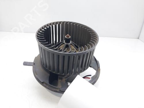 Used Heater blower motor SKODA OCTAVIA II (1Z3) 1.6 TDI (105 hp) 15230157
