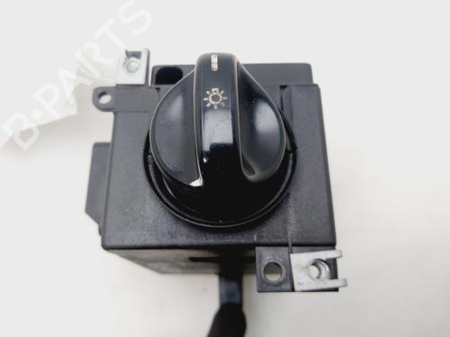 Used Headlight switch MERCEDES-BENZ A-CLASS (W168) A 170 CDI (168.008) (90 hp) 31885130
