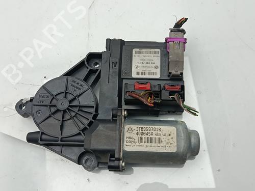 Moteur de lève-vitre avant gauche SKODA OCTAVIA II (1Z3) | BP30863393E21