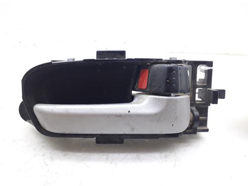 Used Front right interior door handle SUZUKI GRAND VITARA II (JT, TE, TD) 1.9 DDiS All-wheel Drive (JT419, TD44, JB419WD, JB419XD,... (129 hp) 12401299