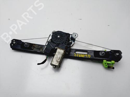 Alzacristallo posteriore destro BMW 1 (E87) 120 d (177 hp) 32287144