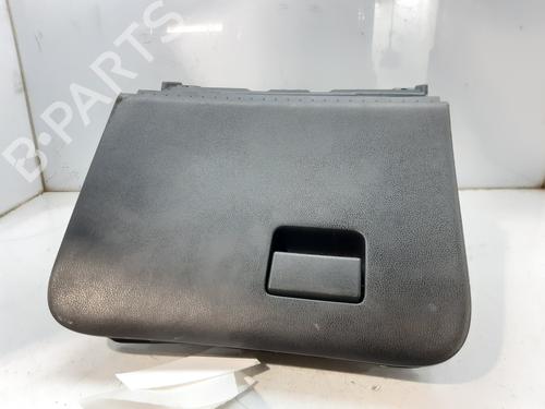 Used Glove box NISSAN JUKE (F15) 1.5 dCi (110 hp) 8913599