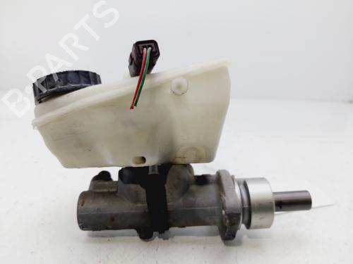 Used Brake master cylinder PEUGEOT 406 (8B) 2.0 HDI 110 (109 hp) 29288744