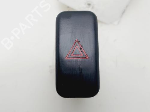 Bouton de warning MAZDA 626 V Hatchback (GF) 2.0 TD (GFFP) (110 hp) 31982158