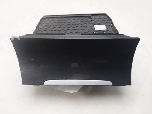 Used Glove box Glove box VW GOLF VII (5G1, BQ1, BE1, BE2) [2012-2021] 33652733 33652733