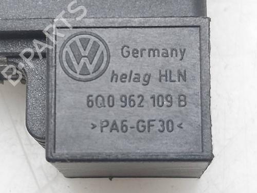Switch VW SCIROCCO III (137, 138) | BP40076932I30 - Image 2