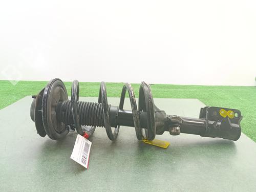 Used Right front shock absorber HYUNDAI SANTA FÉ I (SM) 2.4 16V 4x4 (146 hp) 25872909