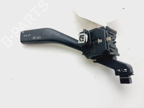 Used Steering column stalk SEAT LEON (1P1) [2005-2013]  22987929