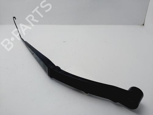 Used Front windshield wiper arm RENAULT KADJAR (HA_, HL_) 1.5 dCi 110 (HLA3) (110 hp) 23547824