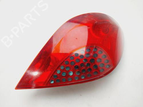Used Right taillight Right taillight 33245559 33245559