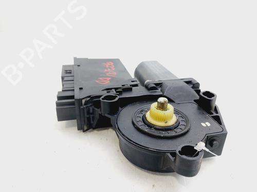 Right front window motor AUDI A4 B7 (8EC) 2.0 TDI 16V | BP24018824E20 