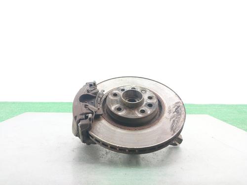 Used Left front steering knuckle OPEL ZAFIRA / ZAFIRA FAMILY B (A05) [2005-2019]  19657782