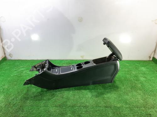 Armrest / Center console MERCEDES-BENZ GLA-CLASS (X156) GLA 200 CDI / d (156.908) | BP11105349I20 