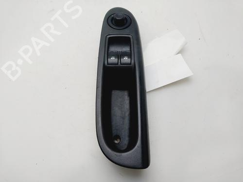 Used Left front window switch RENAULT CLIO II (BB_, CB_) 1.2 16V (BB05, BB0W, BB11, BB27, BB2T, BB2U, BB2V, CB05,... (75 hp) 32403104