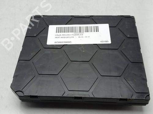 fuse-box-seat-ibiza-iv-6j5-6p1-2008-2009-2010-2011-2012-2013-2014-2015-2016-2017-39988565 main image