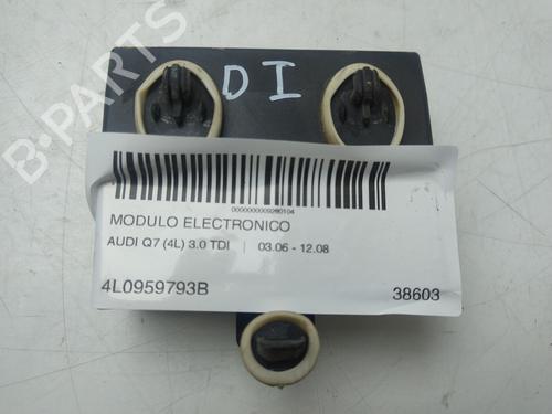 Used Electronic module AUDI Q7 (4LB) 3.0 TDI quattro (233 hp) 27971453