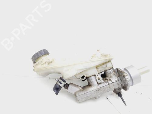 Used Brake master cylinder TOYOTA AVENSIS Saloon (_T25_) 2.0 D-4D (CDT250_, CDT250R) (116 hp) 21262083