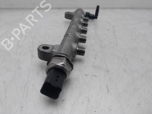 Used Injection rail Injection rail SSANGYONG XLV SUV e-XGi 160 (128 hp) 36641779 36641779