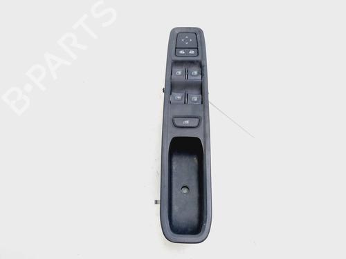 Used Left front window switch DACIA SANDERO III [2021-2025]  24426730