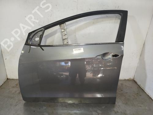 Used Left front door Left front door 38759353 38759353