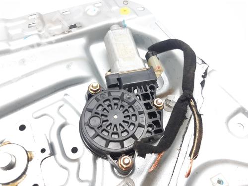 Rear left window mechanism KIA SPORTAGE II (JE_, KM_) 2.7 V6 4WD | BP8419533C24 